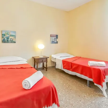Near Playa De Americas With Wifi And Pool, Tenerife Sur Apartmán *